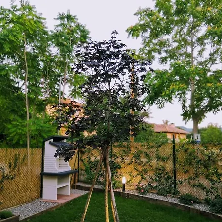 Feriehus Acero Rosso Massa Martana